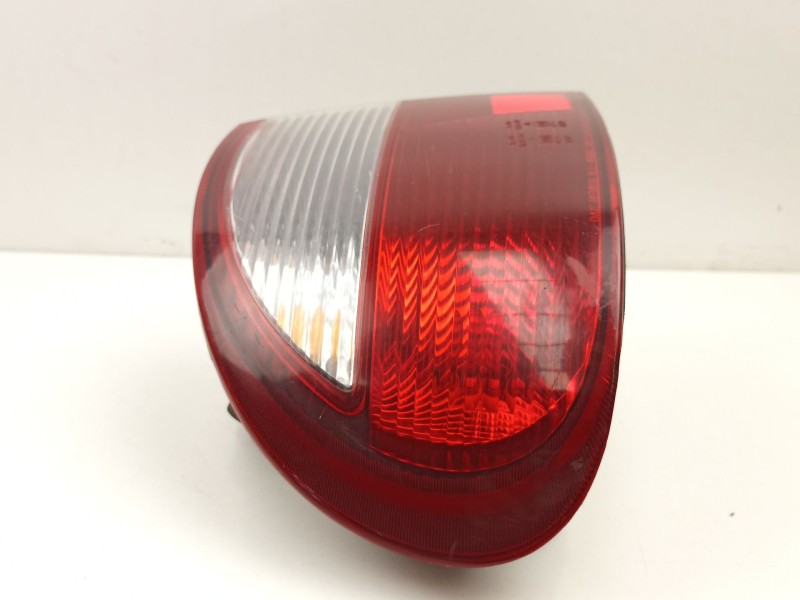 Recambio de piloto trasero izquierdo para daewoo lanos 1.5 g referencia OEM IAM 96304620  