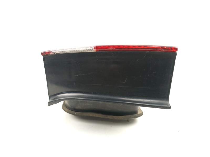 Recambio de piloto trasero derecho para daewoo lanos 1.5 g referencia OEM IAM 96304621  