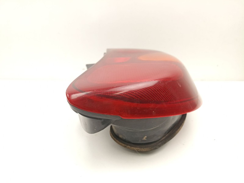 Recambio de piloto trasero izquierdo para daewoo lanos 1.5 g a15sms-g referencia OEM IAM 96460277  