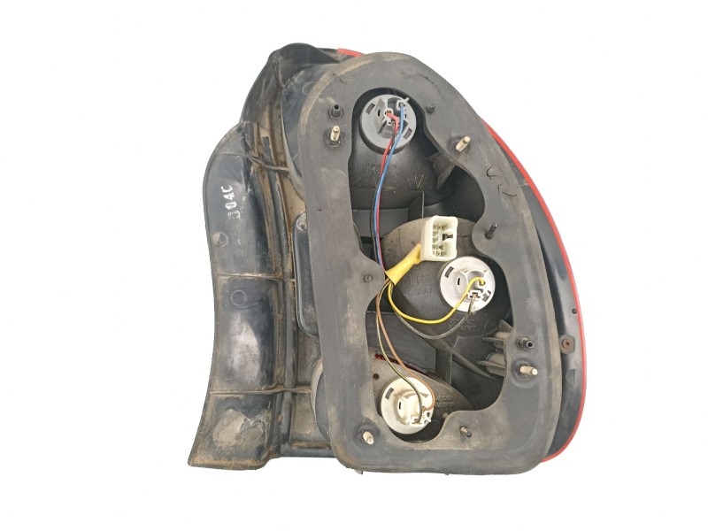 Recambio de piloto trasero izquierdo para daewoo lanos 1.5 g a15sms-g referencia OEM IAM 96460277  