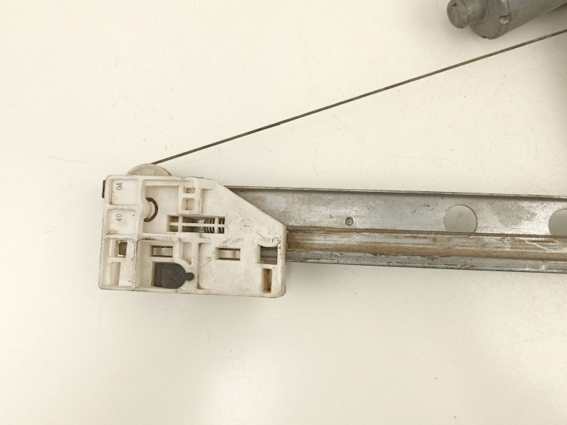 Recambio de elevalunas trasero derecho para citroën c3 1.4 hdi referencia OEM IAM 9653445280  