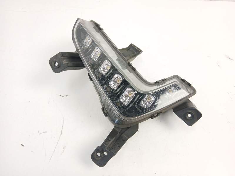 Recambio de piloto delantero derecho para hyundai ioniq (ae) 1.6 gdi hybrid referencia OEM IAM 92208G2000  