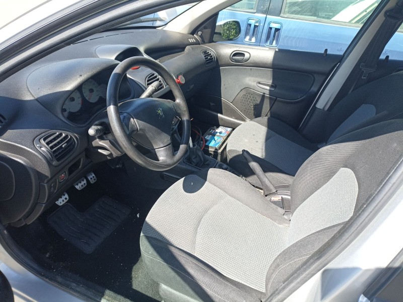 Recambio de carroceria para peugeot 206 hatchback (2a/c) 1.4 i referencia OEM IAM   