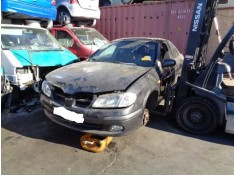 nissan almera del año 2000