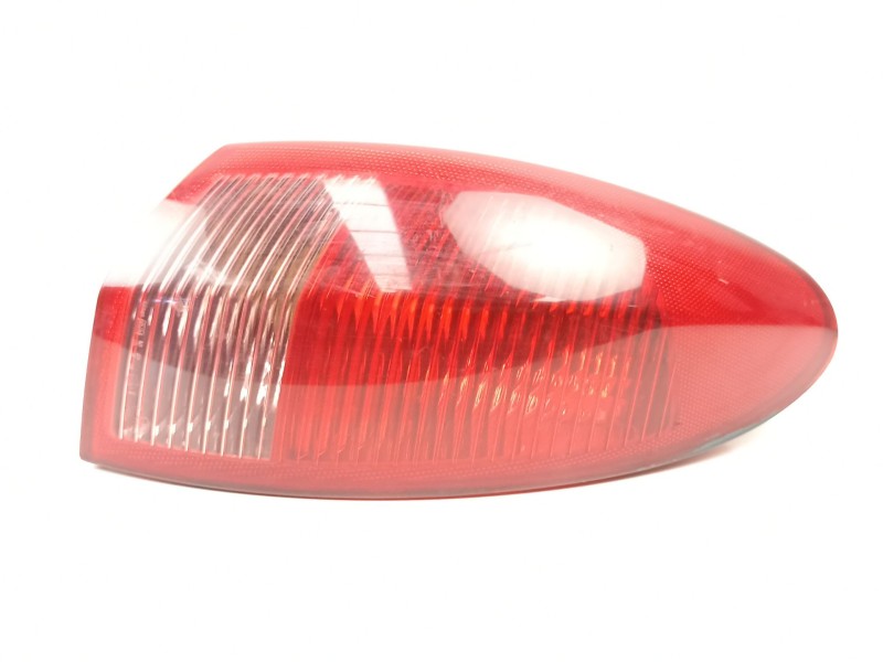 Recambio de piloto trasero derecho para alfa romeo 147 1.6 g referencia OEM IAM 46556347 03323010 