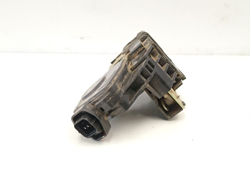 Recambio de cerradura puerta delantera derecha para hyundai terracan 2.9 crd referencia OEM IAM 81320H1020  