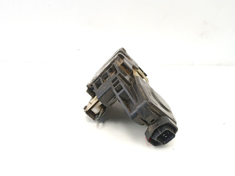 Recambio de cerradura puerta delantera izquierda para hyundai terracan 2.9 crd referencia OEM IAM 81310H1020  