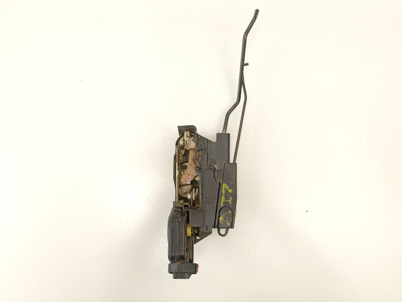 Recambio de cerradura puerta delantera izquierda para hyundai terracan 2.9 crd referencia OEM IAM 81310H1020  