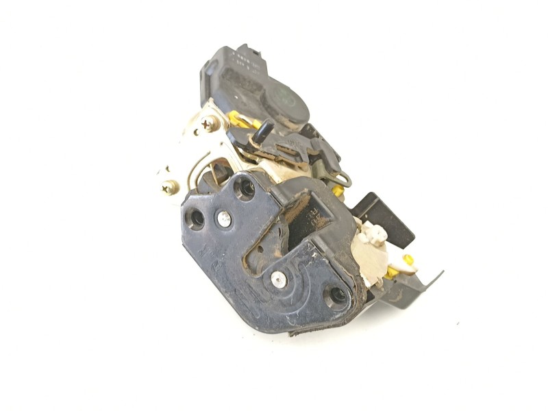 Recambio de cerradura puerta trasera derecha para hyundai terracan 2.9 crd referencia OEM IAM 81420H1020  