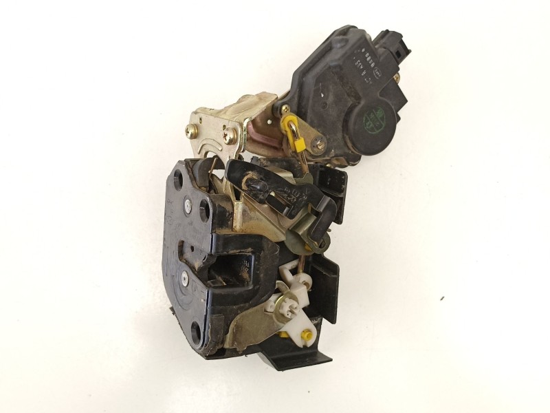 Recambio de cerradura puerta trasera derecha para hyundai terracan 2.9 crd referencia OEM IAM 81420H1020  