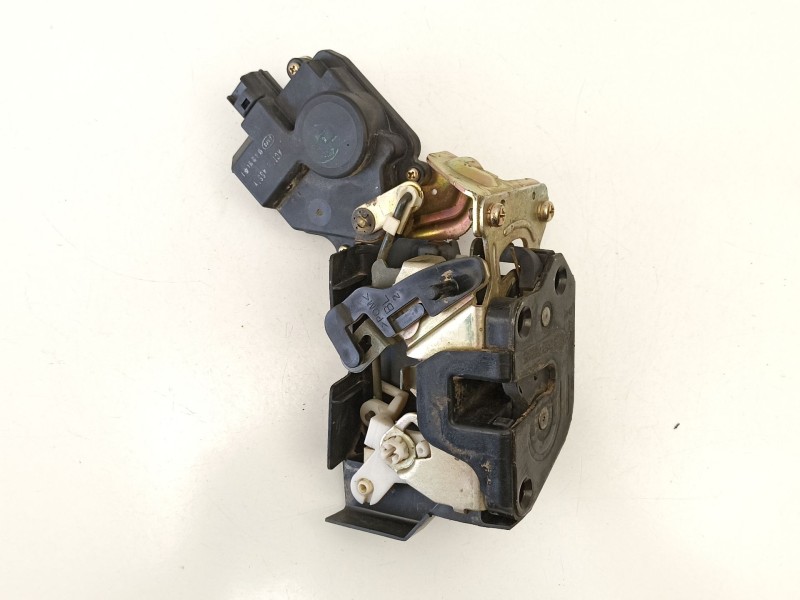 Recambio de cerradura puerta trasera izquierda para hyundai terracan 2.9 crd referencia OEM IAM 81410H1020  