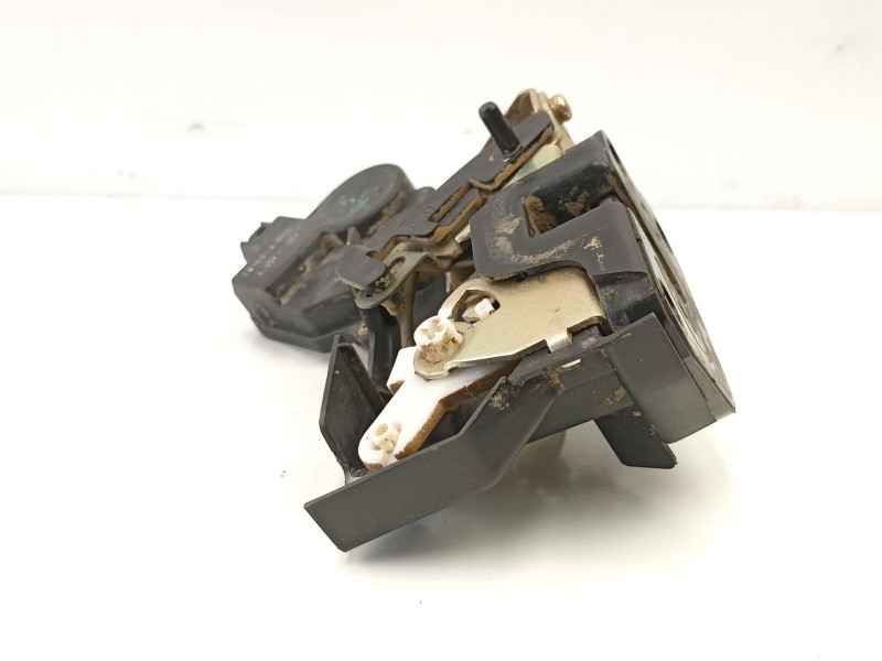 Recambio de cerradura puerta trasera izquierda para hyundai terracan 2.9 crd referencia OEM IAM 81410H1020  