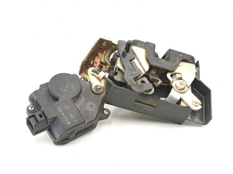 Recambio de cerradura puerta trasera izquierda para hyundai terracan 2.9 crd referencia OEM IAM 81410H1020  