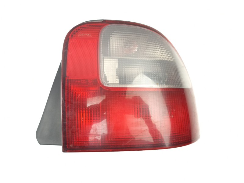 Recambio de piloto trasero derecho para rover 420 2.0 d referencia OEM IAM XFB101420  