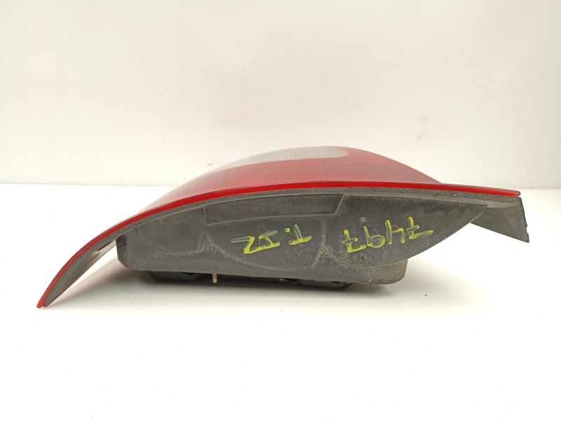 Recambio de piloto trasero izquierdo para mg zr 1.4 g referencia OEM IAM XFB10089  