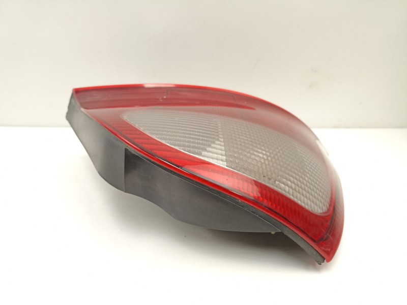 Recambio de piloto trasero izquierdo para mg zr 1.4 g referencia OEM IAM XFB10089  