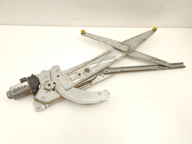 Recambio de elevalunas delantero derecho para renault kangoo 1.9 d referencia OEM IAM 8200188551  