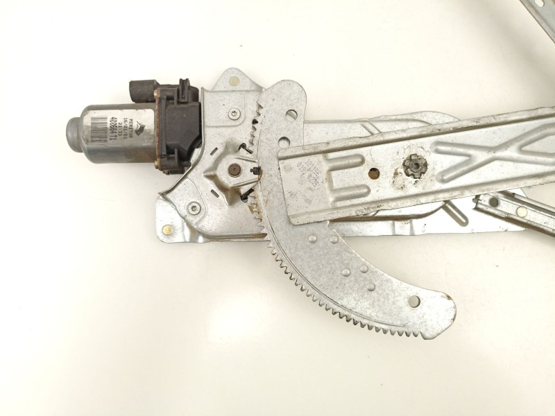 Recambio de elevalunas delantero derecho para renault kangoo 1.9 d referencia OEM IAM 8200188551  