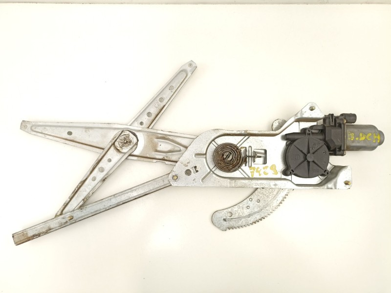 Recambio de elevalunas delantero derecho para renault kangoo 1.9 d referencia OEM IAM 8200188551  