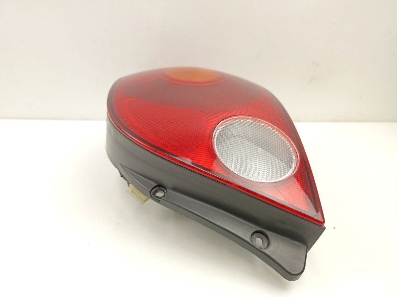 Recambio de piloto trasero derecho para daewoo matiz 0.8 g referencia OEM IAM 96563515  