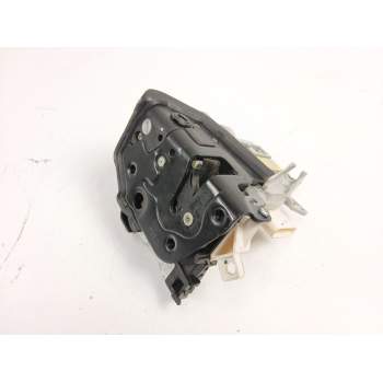 CERRADURA PUERTA TRASERA IZQUIERDA 8K0839015E 