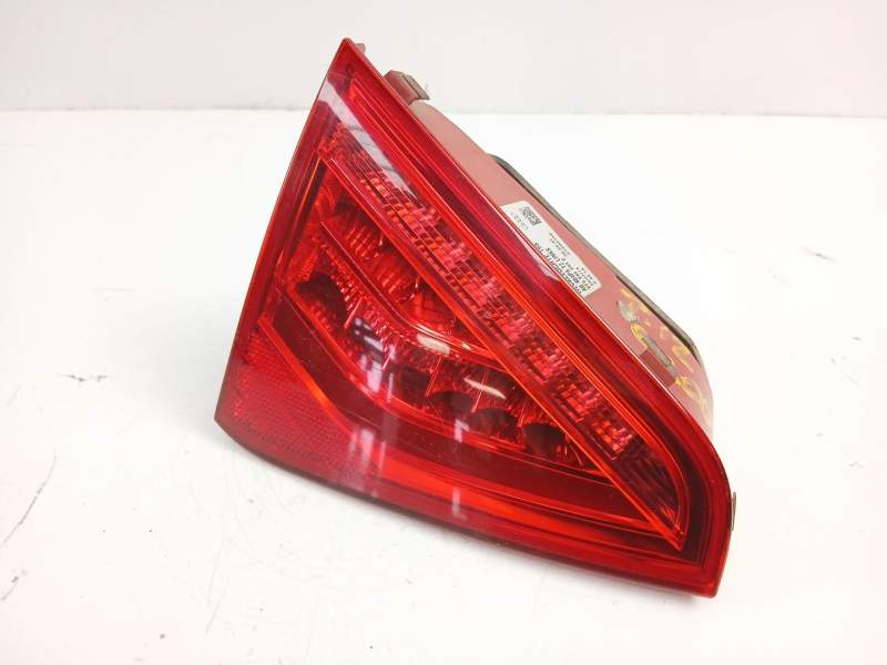Recambio de piloto porton izquierdo para audi a5 sportback (8ta) 2.0 tdi referencia OEM IAM 8T0945093C  