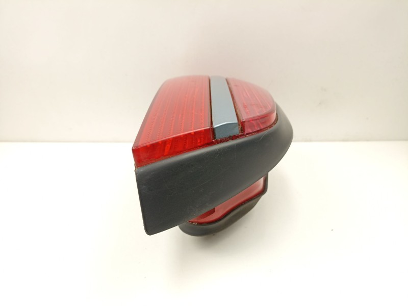 Recambio de piloto trasero izquierdo para peugeot 406 berlina (s1/s2) 2.0 16v referencia OEM IAM 9630364877  