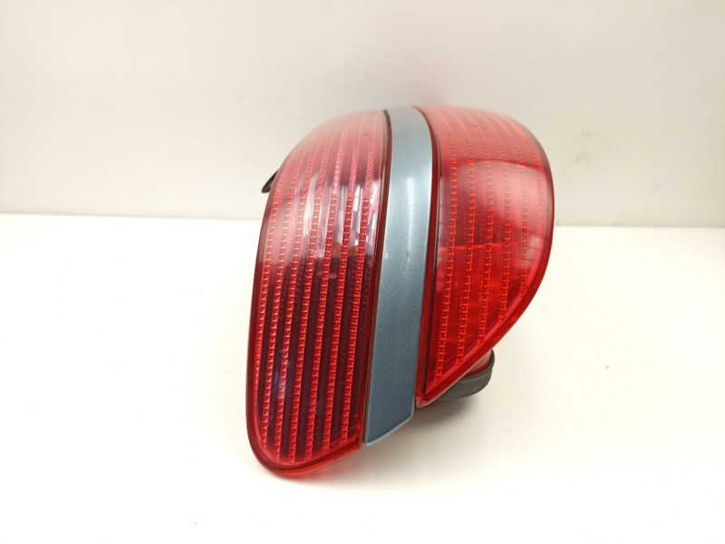 Recambio de piloto trasero izquierdo para peugeot 406 berlina (s1/s2) 2.0 16v referencia OEM IAM 9630364877  