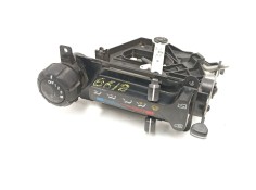 Recambio de mandos calefaccion aire para hyundai atos 1.0 g referencia OEM IAM 9725002050  