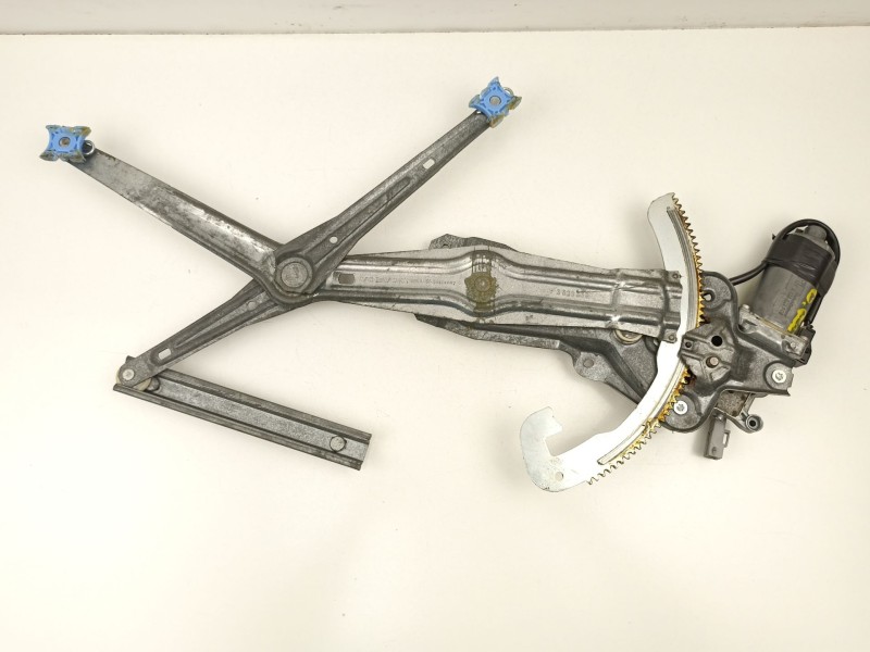 Recambio de elevalunas delantero derecho para volvo 960 (964) 2.0 referencia OEM IAM 3528566  