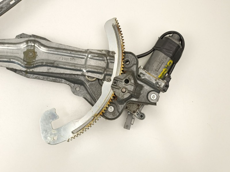 Recambio de elevalunas delantero derecho para volvo 960 (964) 2.0 referencia OEM IAM 3528566  