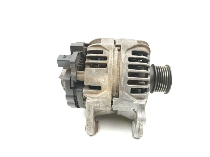 Recambio de alternador para seat ibiza ii (6k1) 1.0 i referencia OEM IAM 037903025M 0124325013 