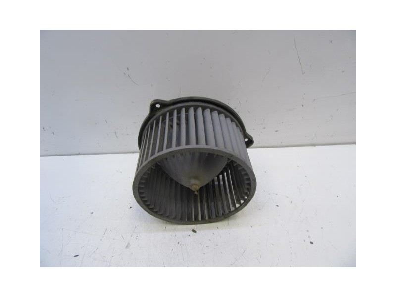 Recambio de motor calefaccion : hyundai terracan : 2.9 crd (163,15cv) [2005] para hyundai terracan 2.9 crd referencia OEM IAM   