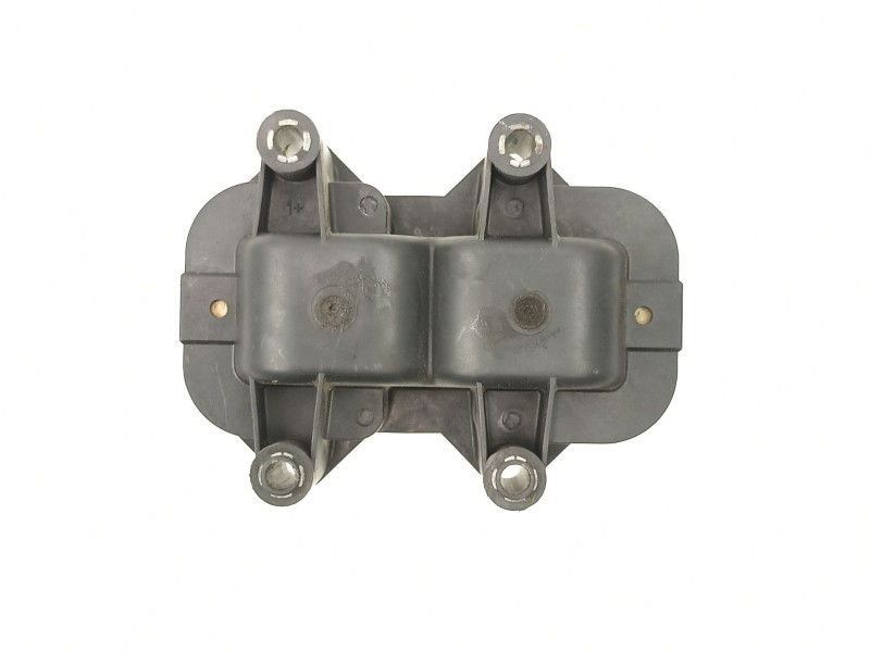 Recambio de bobina para peugeot 306 1.4 g referencia OEM IAM 597070 0221503025 