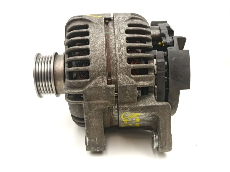 Recambio de alternador para opel astra h gtc (a04) 1.6 (l08) referencia OEM IAM 55556067 0124425020 