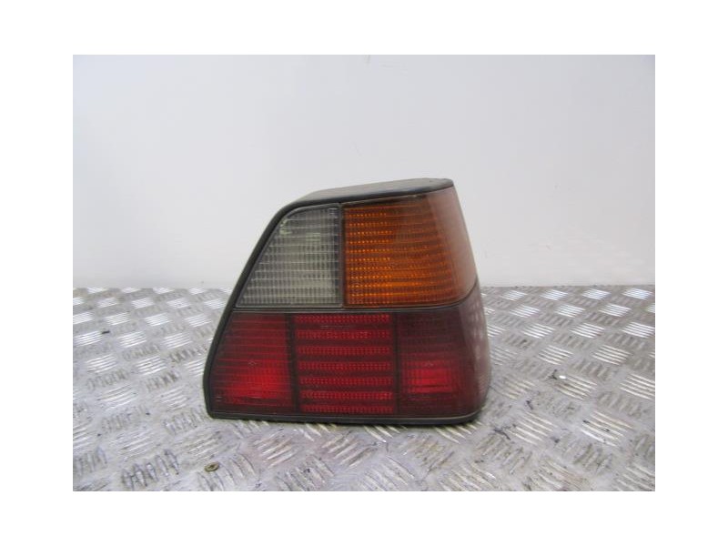 Recambio de piloto trasero dch. : volkswagen golf : 1.8 g [1991] para volkswagen golf 1.8 g referencia OEM IAM   