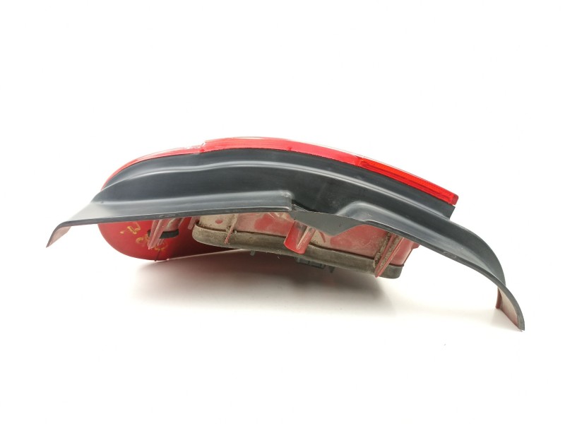 Recambio de piloto trasero derecho para peugeot 306 break 2.0 hdi cat referencia OEM IAM 6351J3  