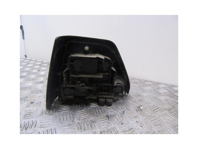 Recambio de piloto trasero dch. : volkswagen golf : 1.8 g [1991] para volkswagen golf 1.8 g referencia OEM IAM   