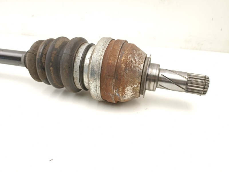 Recambio de transmision delantera izquierda para opel astra h gtc (a04) 1.6 (l08) referencia OEM IAM 13136379  