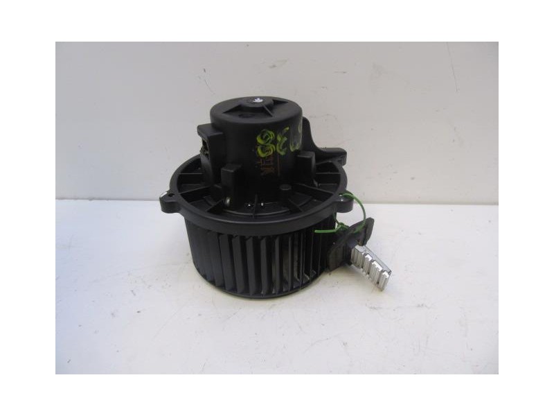 Recambio de motor calefaccion : kia cerato : 1.6 g (104,96cv) [2005] para kia cerato 1.6 g referencia OEM IAM CONRESISTENCIA  