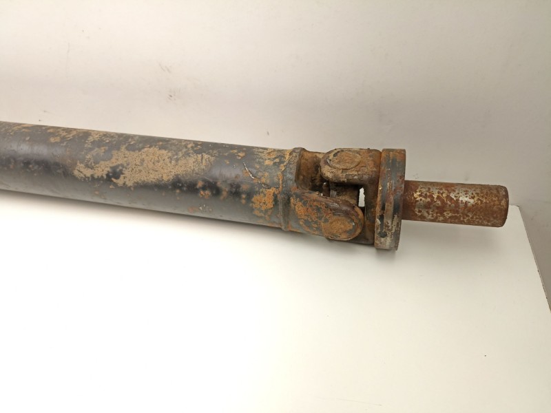 Recambio de transmision central trasera para mitsubishi pajero 2.5 td referencia OEM IAM MB505060  