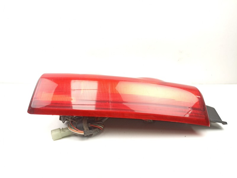 Recambio de piloto trasero derecho para opel agila 1.2 g referencia OEM IAM 9204254 301312 