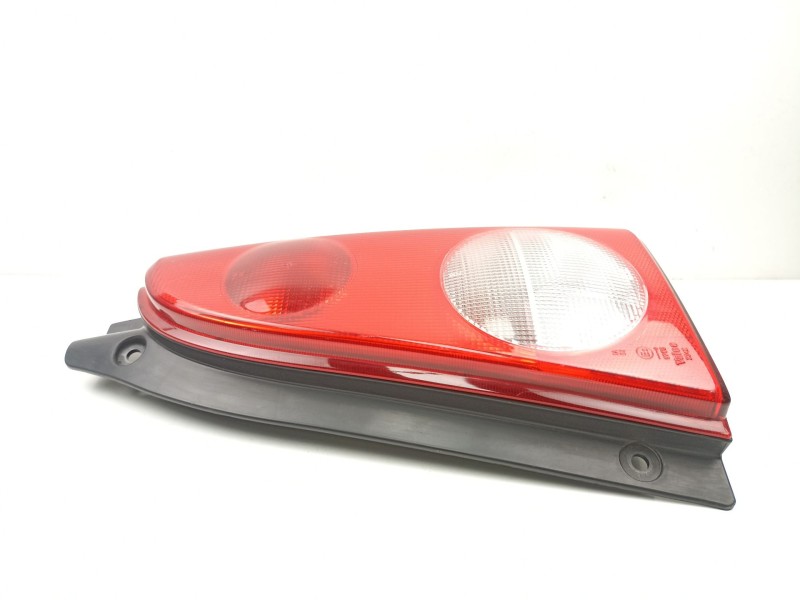 Recambio de piloto trasero derecho para opel agila 1.2 g referencia OEM IAM 9204254 301312 