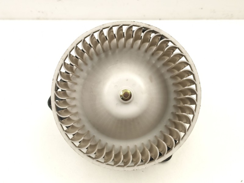 Recambio de motor calefaccion para opel agila 1.2 g referencia OEM IAM 9208255  