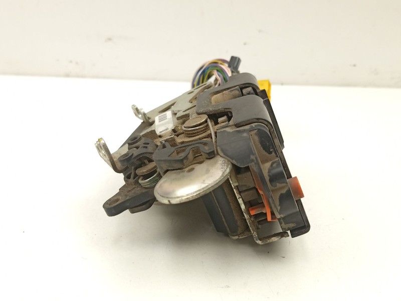 Recambio de cerradura puerta trasera izquierda para mercedes-benz vaneo 1.7 cdi referencia OEM IAM A4147300235 456207001001 