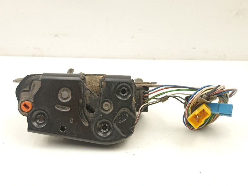 Recambio de cerradura puerta trasera izquierda para mercedes-benz vaneo 1.7 cdi referencia OEM IAM A4147300235 456207001001 