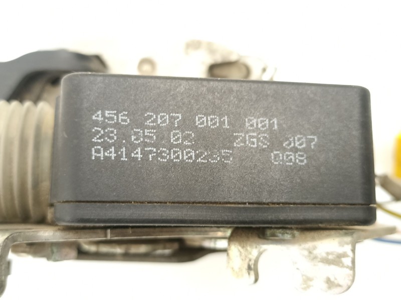 Recambio de cerradura puerta trasera izquierda para mercedes-benz vaneo 1.7 cdi referencia OEM IAM A4147300235 456207001001 