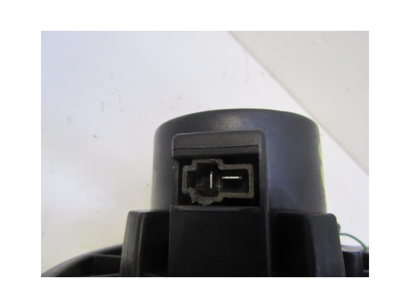 Recambio de motor calefaccion : kia cerato : 1.6 g (104,96cv) [2005] para kia cerato 1.6 g referencia OEM IAM CONRESISTENCIA  