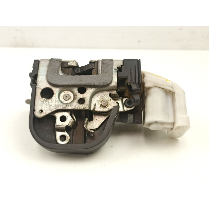 Recambio de cerradura puerta delantera derecha para alfa romeo 147 1.9 jtd jtd -937a20005p referencia OEM IAM 46800415  