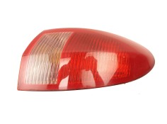 Recambio de piloto trasero derecho para alfa romeo 147 1.6 g referencia OEM IAM 46556347 03323010  2